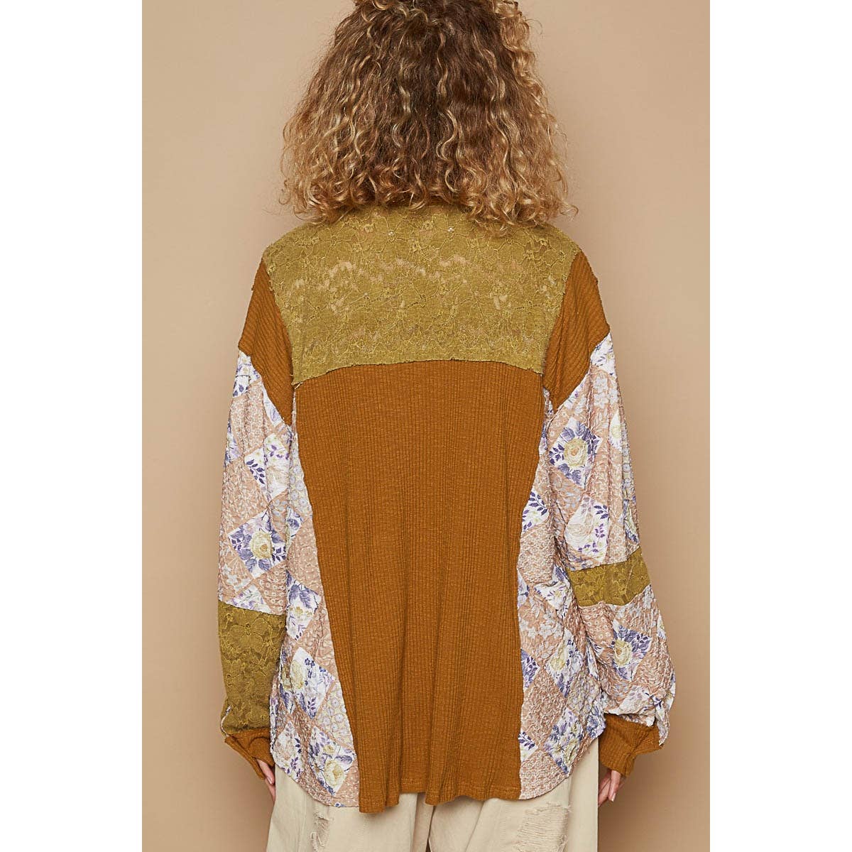 Pol Clothing - Oversized floral contrast front pockets shirt