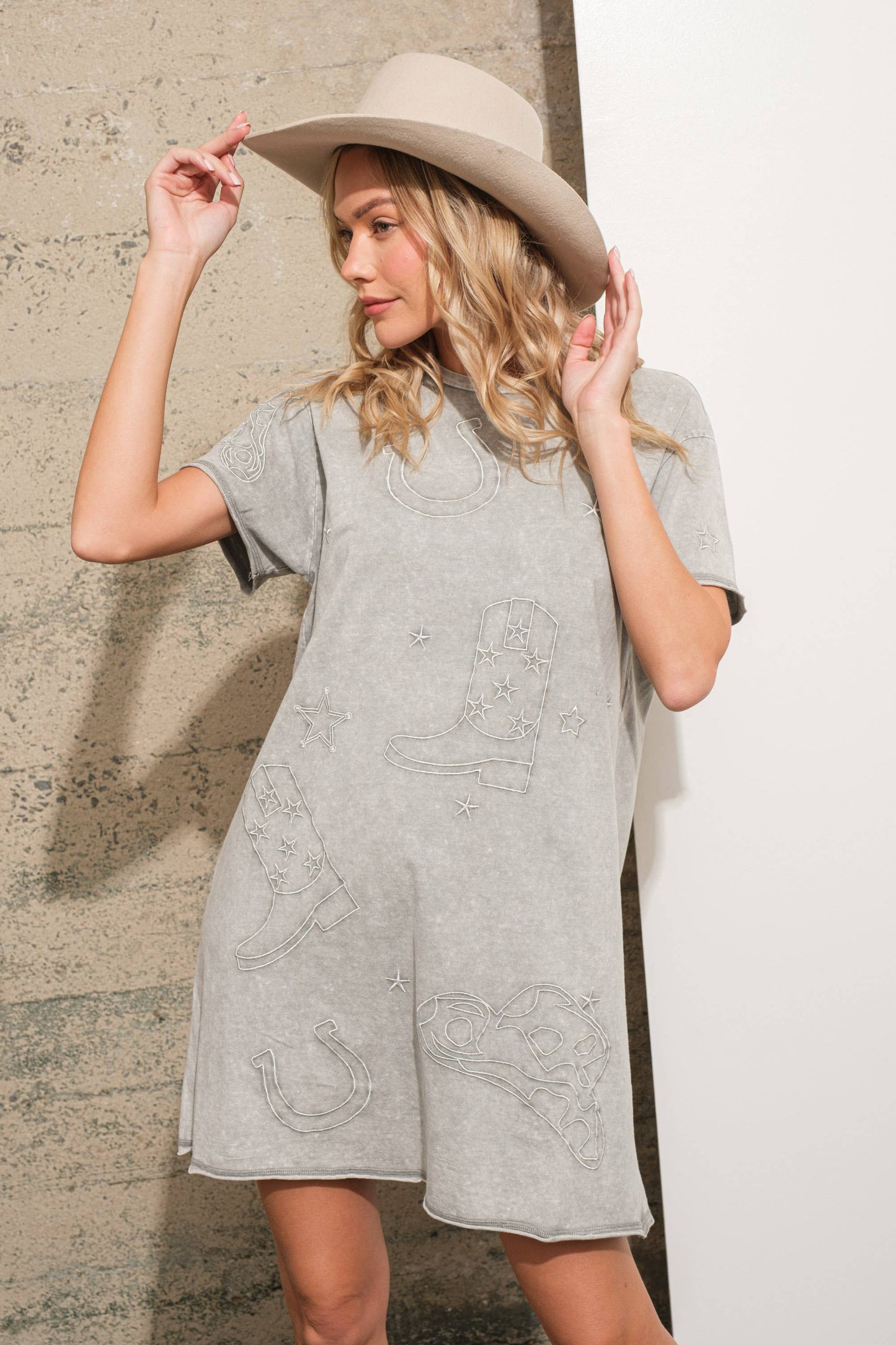 22764D-Garment Washed Crew Neck Embroidered T Shirt Dress