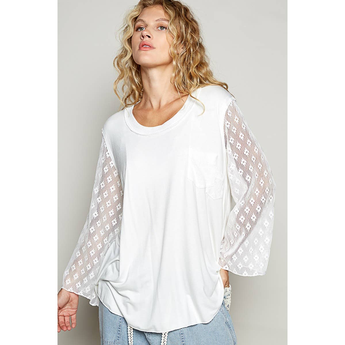 Pol Clothing - Scoop neck lace long sleeve front pocket solid top