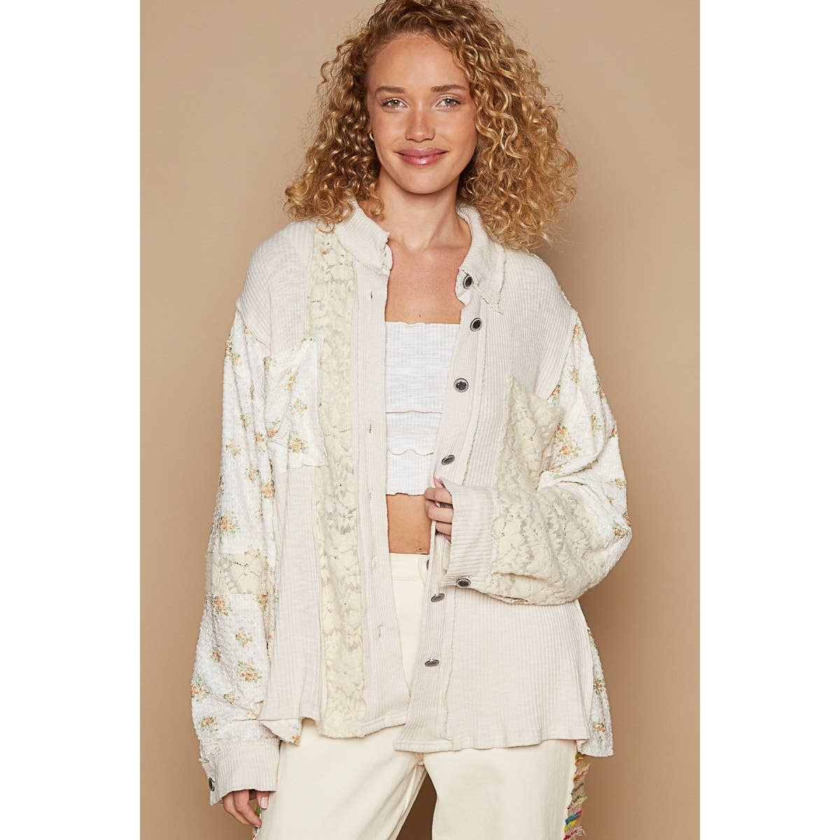 Pol Clothing - Oversized floral contrast front pockets shirt