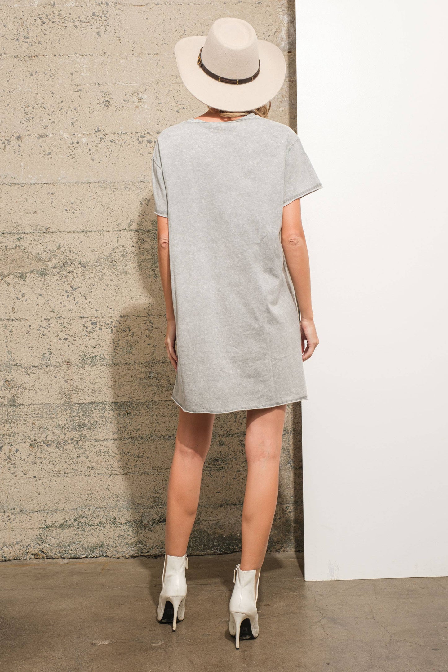 22764D-Garment Washed Crew Neck Embroidered T Shirt Dress