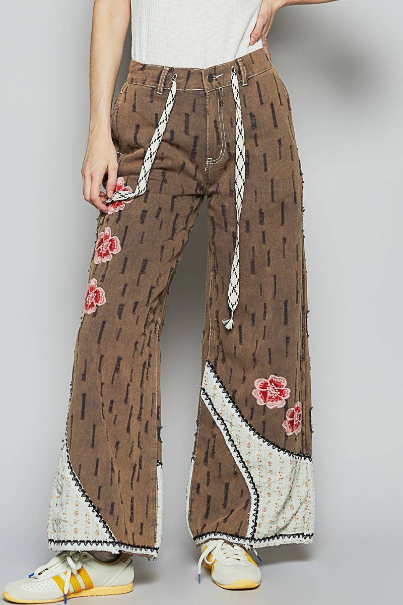 Pol Clothing - Floral patches embroidery elastic band casual pant
