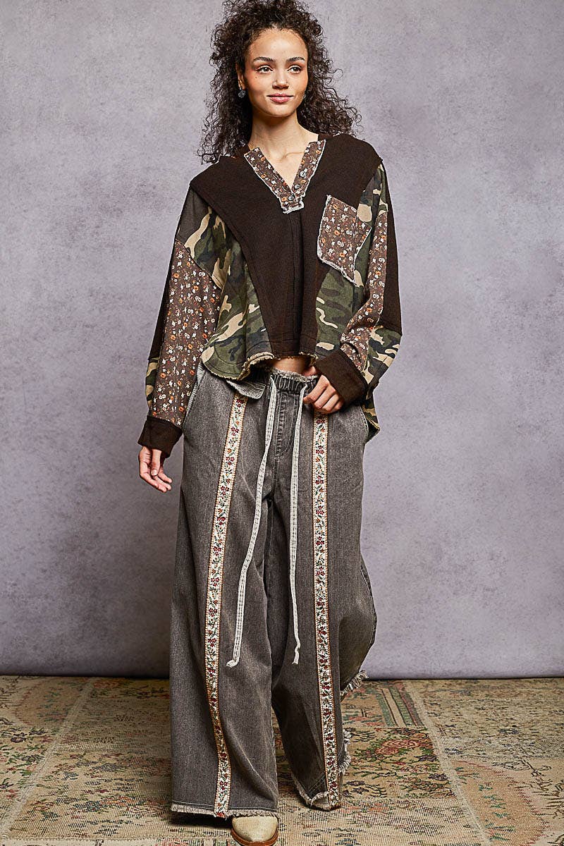 Pol Clothing - Long sleeve printed contrast thermal hooded knit top