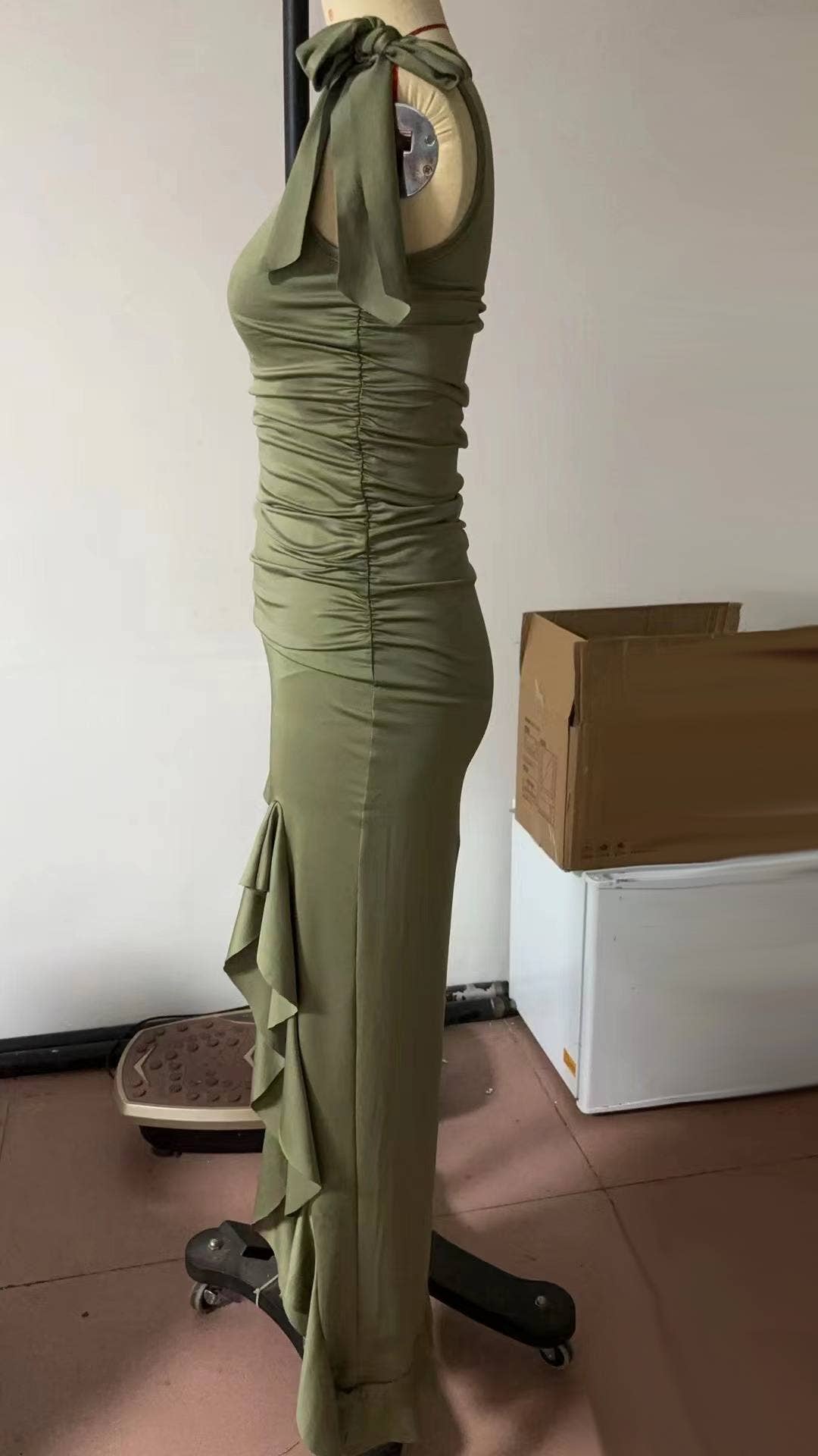 Rosa Clothing - Western Cowgirl Coachella Ruffled Slit Dress