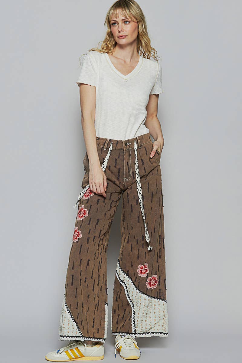 Pol Clothing - Floral patches embroidery elastic band casual pant