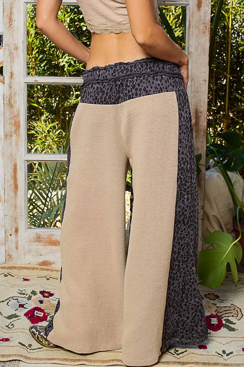 Pol Clothing - Animal print contrast thermal straight fit knit pants