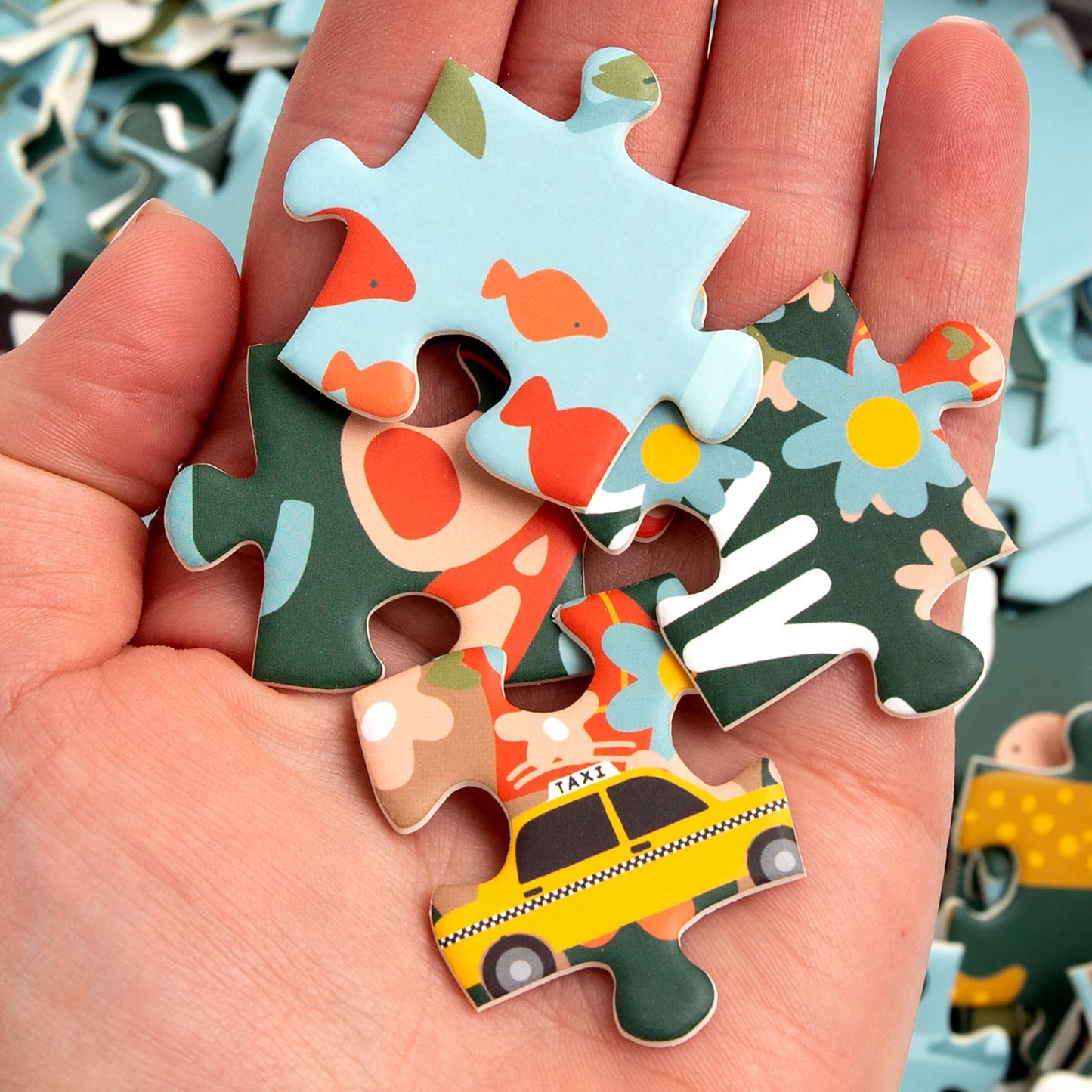 Pippi Post - Map of the World - 300 Piece Jigsaw Puzzle