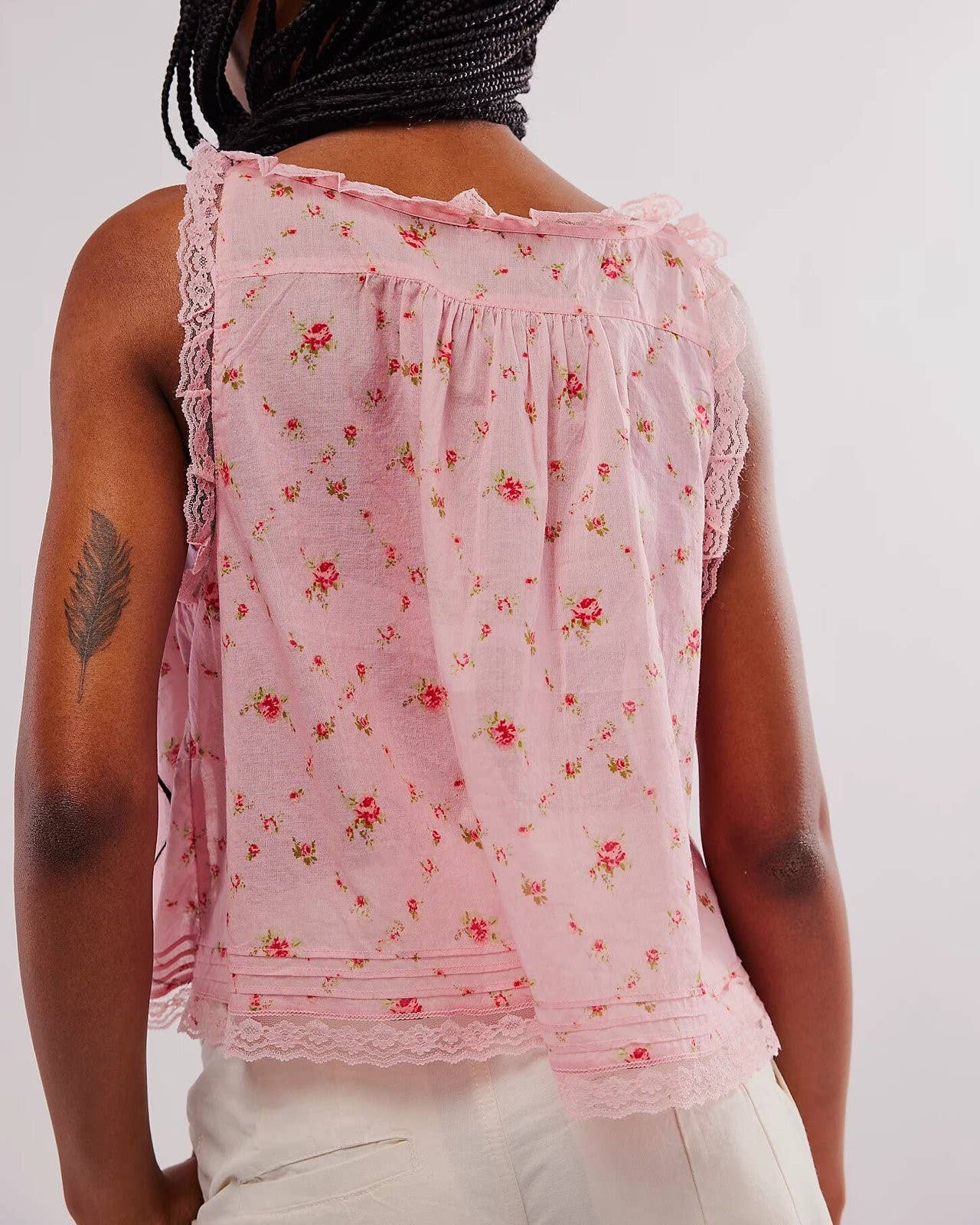 Rosa Clothing - Y2K Sexy Lace Patchwork Buttons Camisole