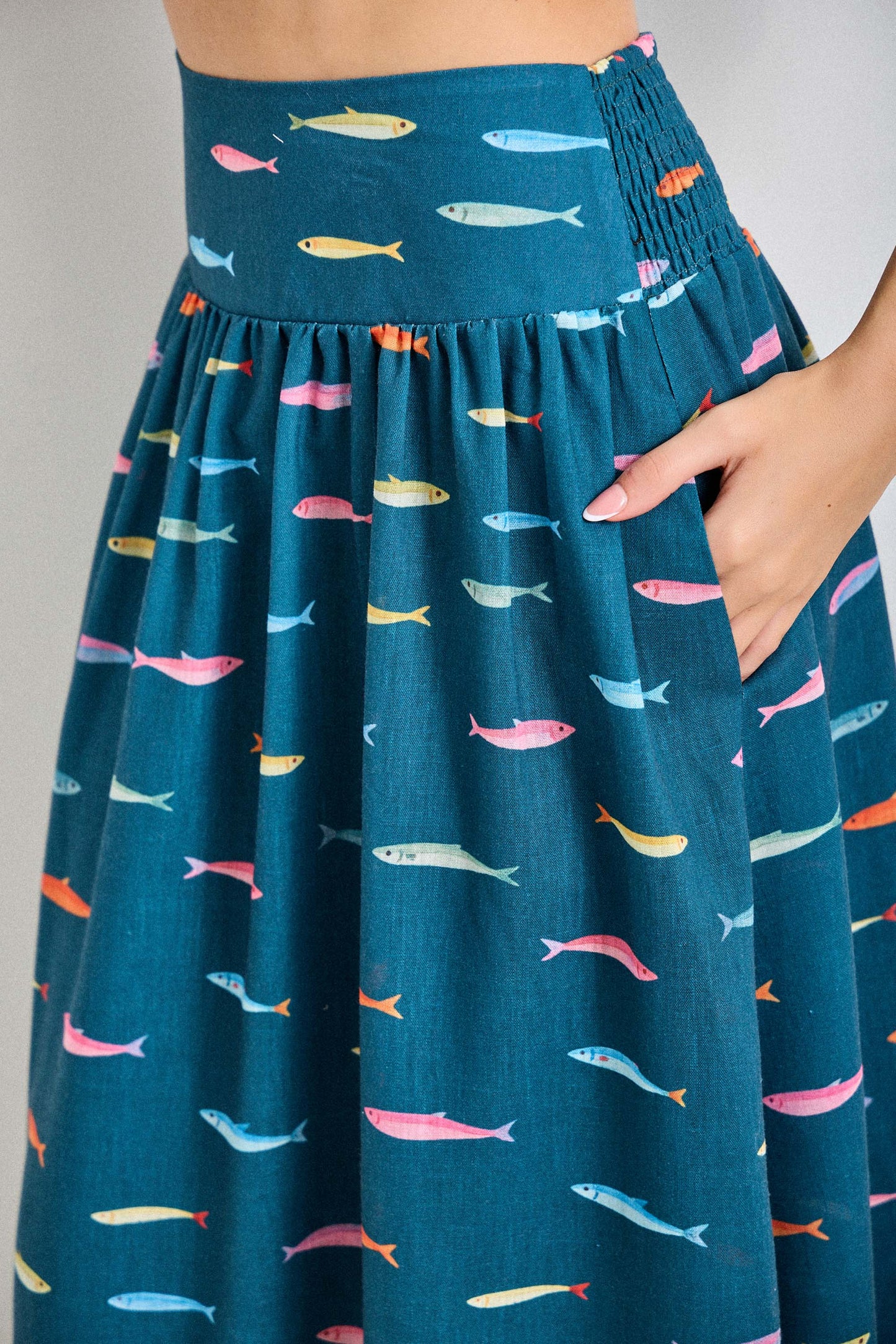 Baevely by Wellmade USA - FISH PRINT SMOCKED BACK WAIST MIDI SKIRT