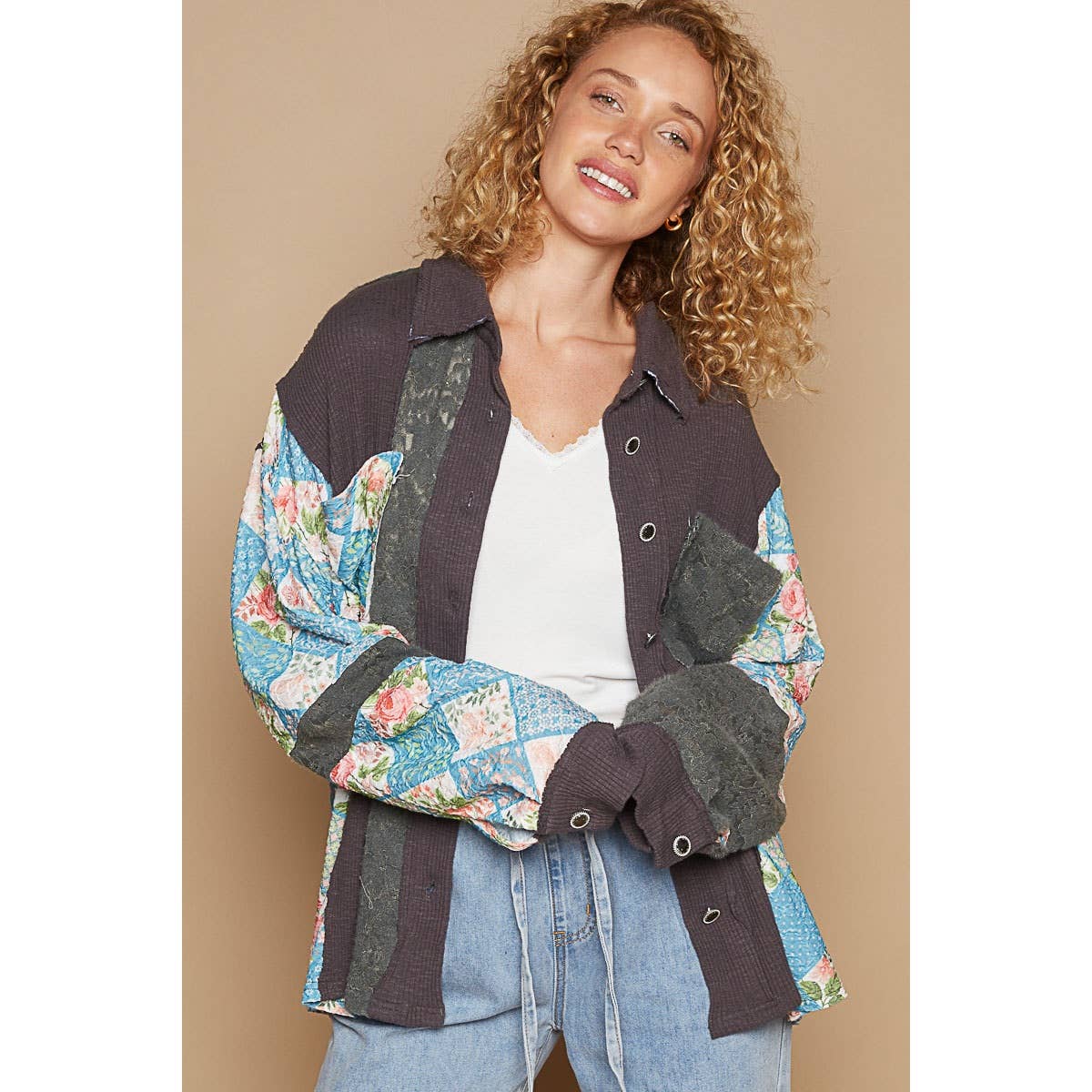 Pol Clothing - Oversized floral contrast front pockets shirt