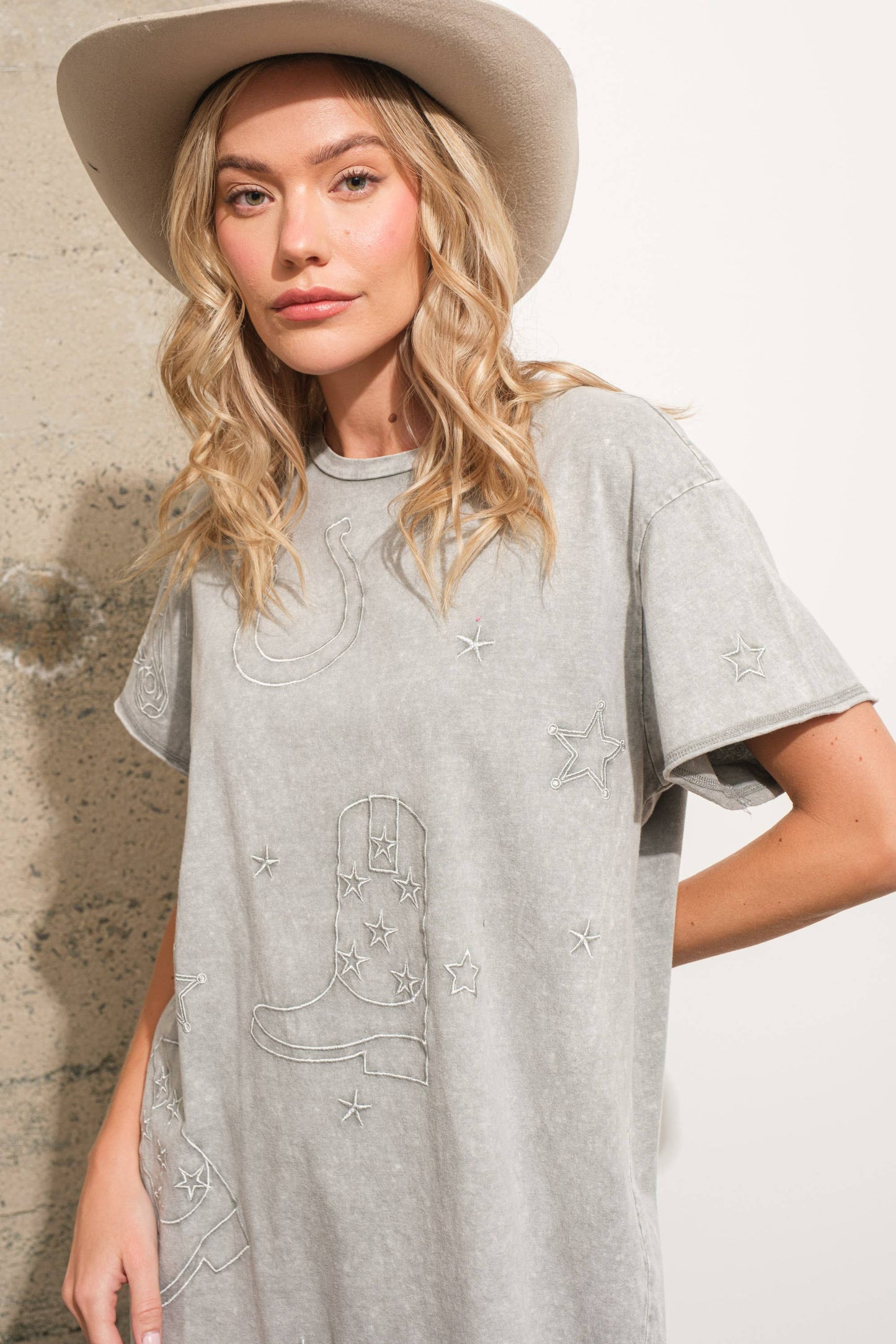 22764D-Garment Washed Crew Neck Embroidered T Shirt Dress