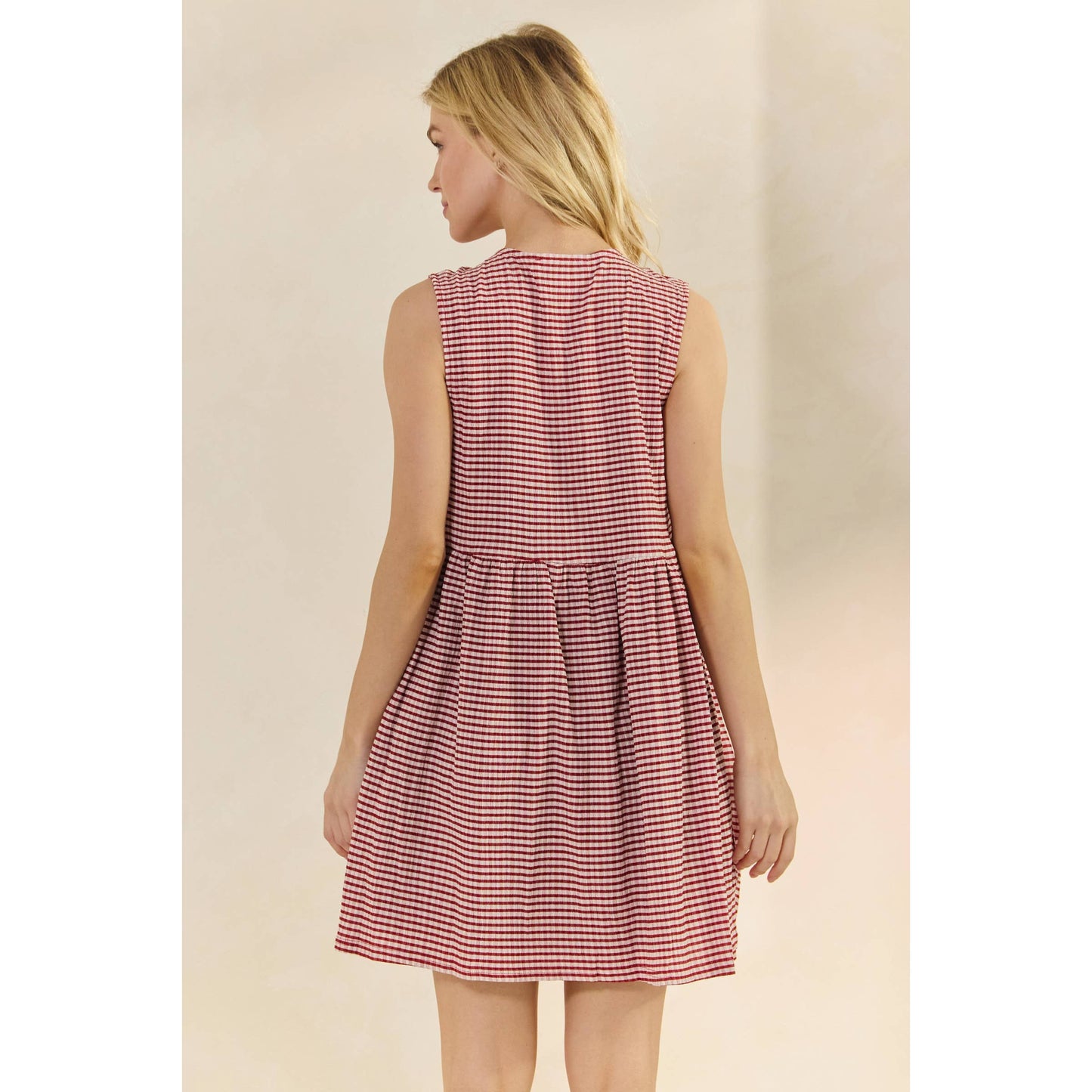Veveret - Sleeveless Front Ribbon Dress