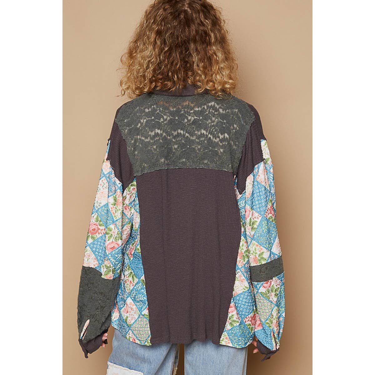 Pol Clothing - Oversized floral contrast front pockets shirt