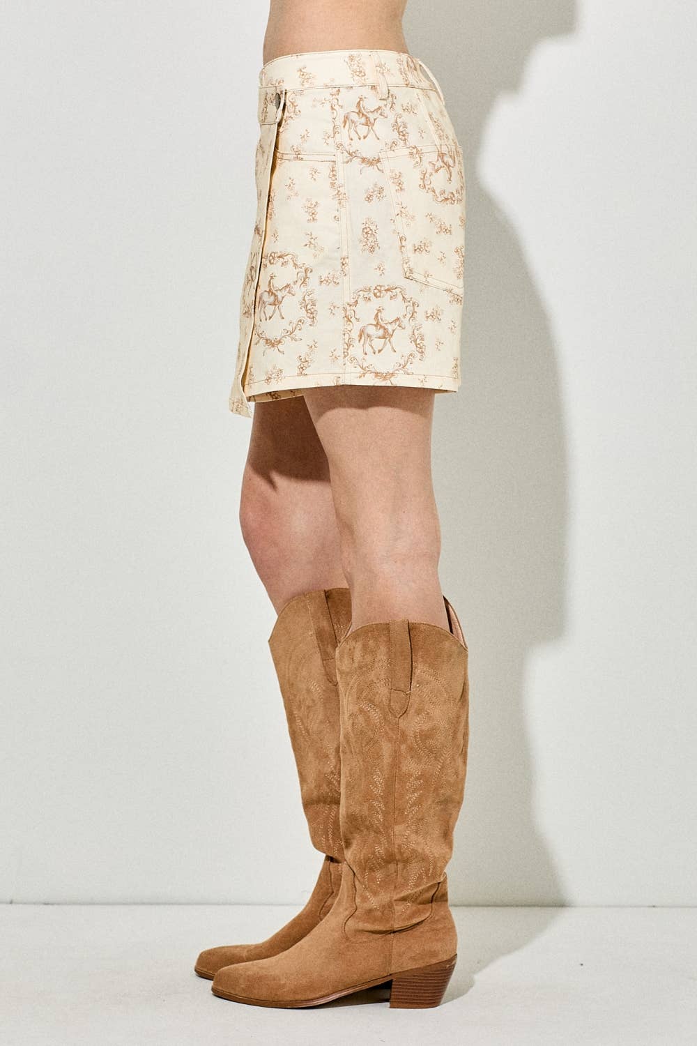 Baevely by Wellmade USA - HORSE PRINT SKORT