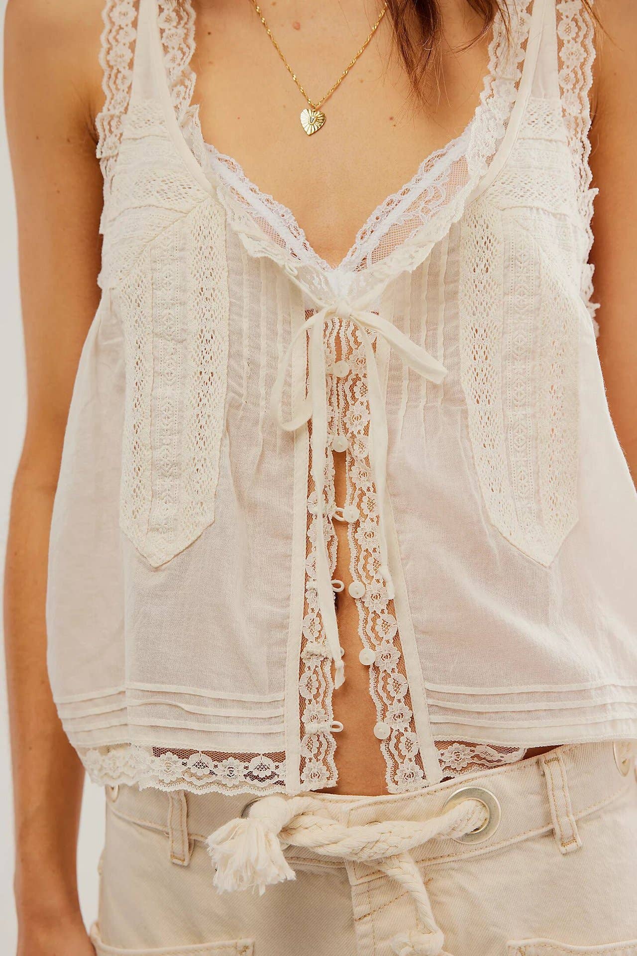 Rosa Clothing - Y2K Sexy Lace Patchwork Buttons Camisole