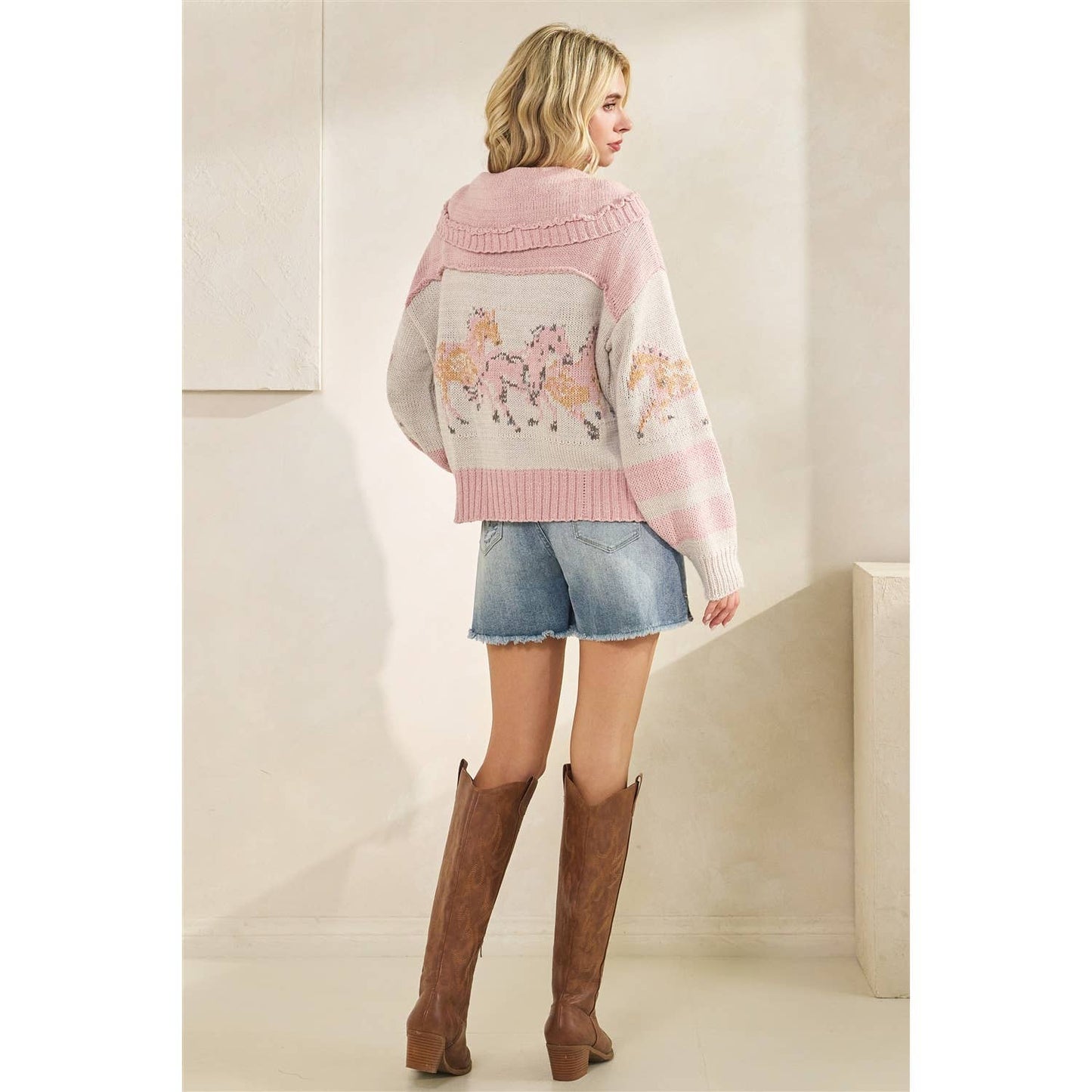 Veveret - Sweater with Horse Print