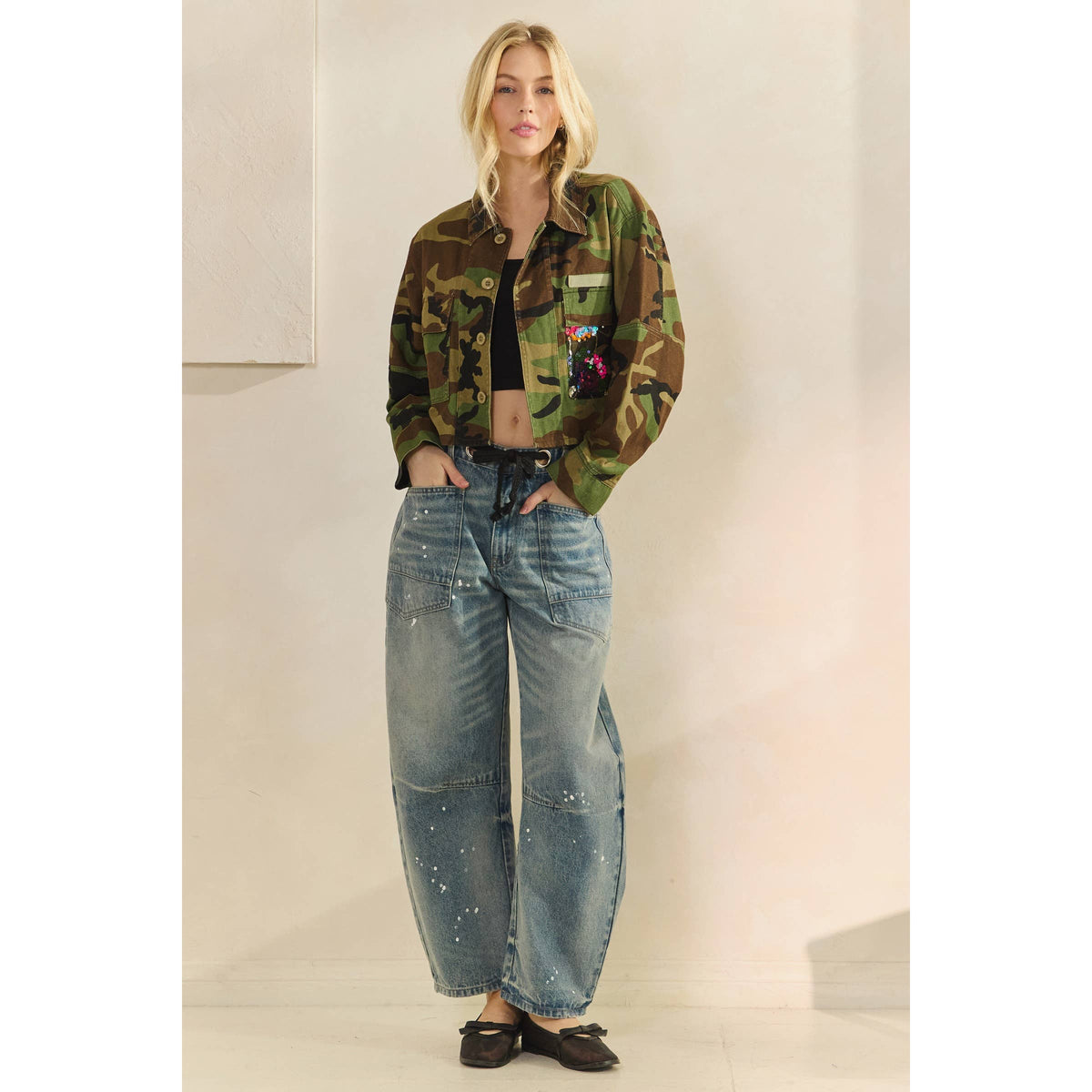 Veveret - Camo Sequins Contrast Jacket