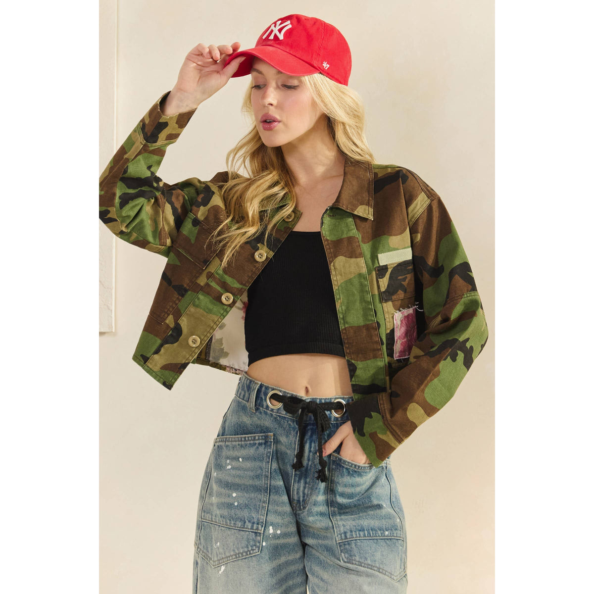 Veveret - Camo Sequins Contrast Jacket