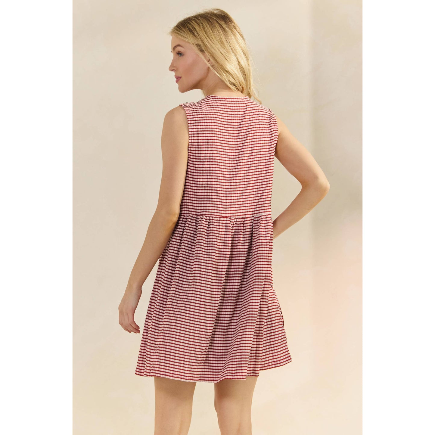 Veveret - Sleeveless Front Ribbon Dress
