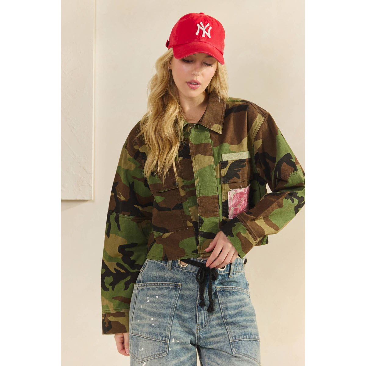 Veveret - Camo Sequins Contrast Jacket