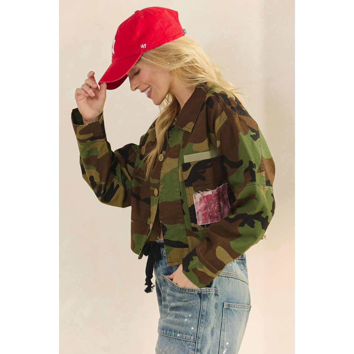 Veveret - Camo Sequins Contrast Jacket
