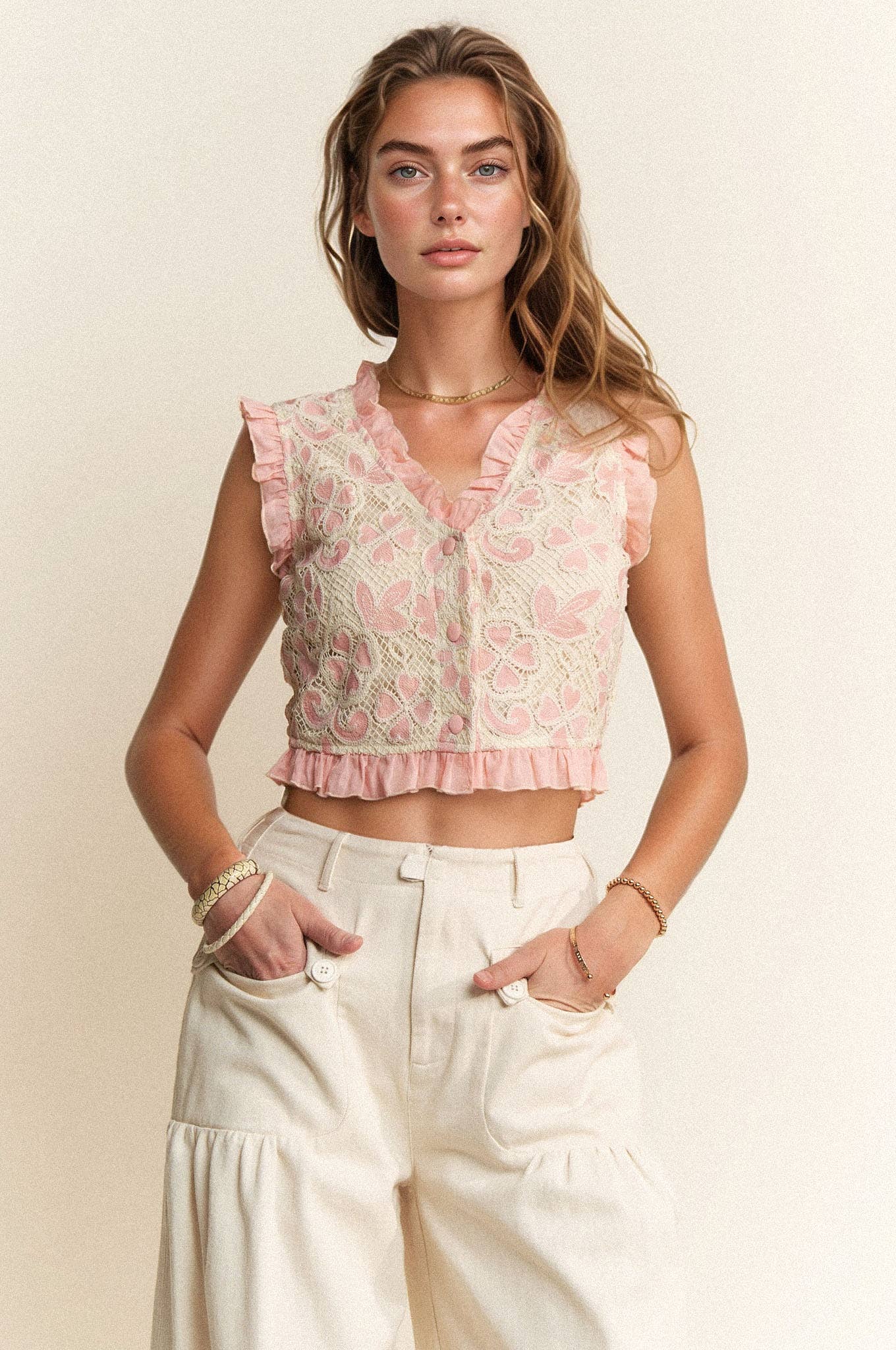 Davi & Dani - CROCHET LACE RUFFLE SNAP BUTTON CLOSURE VEST