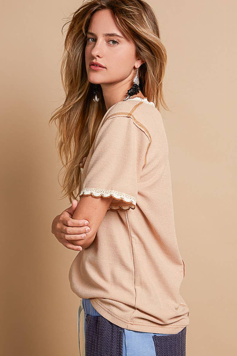 Pol Clothing - Colored trim v-neck short sleeve solid basic knit top