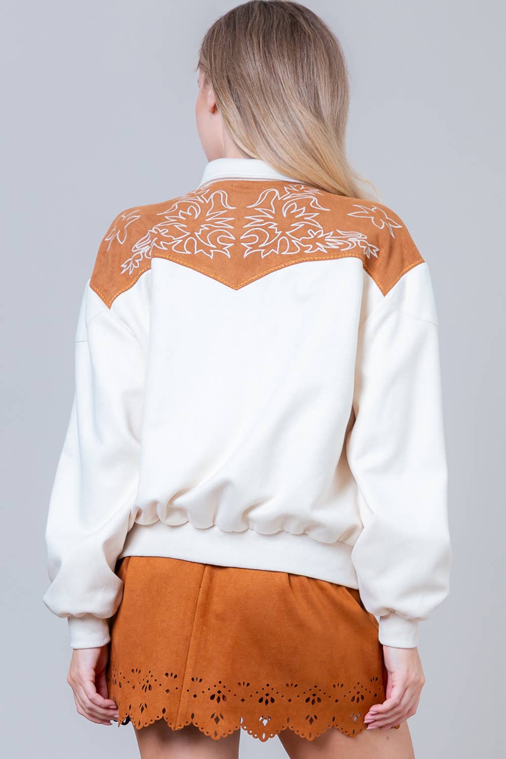 WESTERN JACKET WITH EMBROIDERY & SNAP BUTTONS
