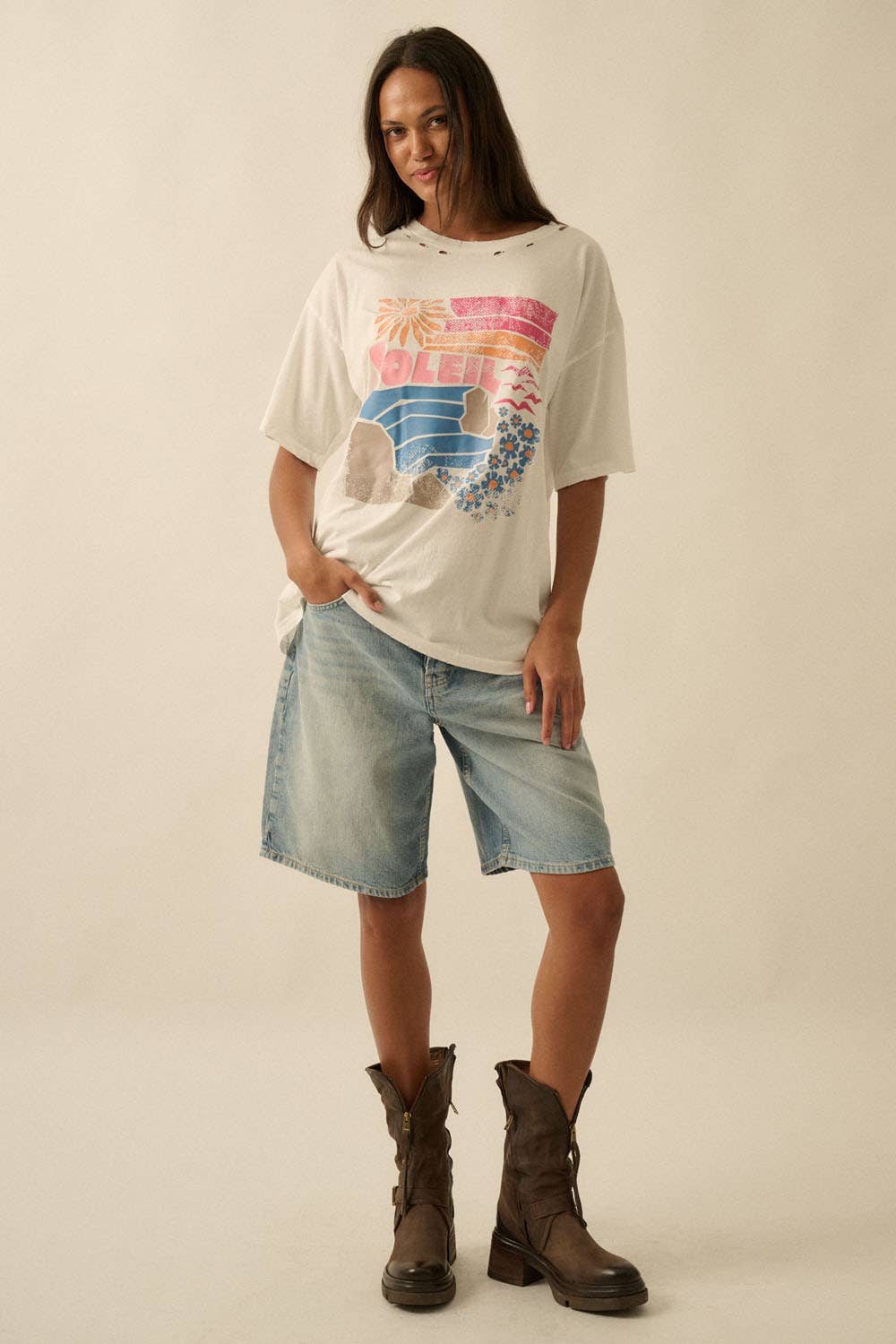 Promesa USA - Soleil Beach Distressed Oversize Graphic Tee