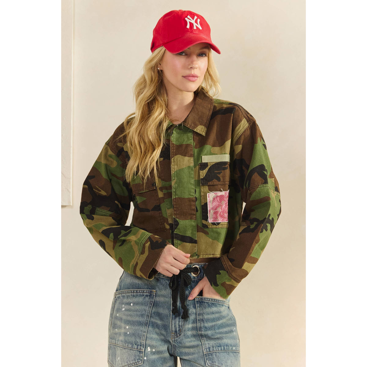 Veveret - Camo Sequins Contrast Jacket